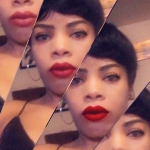 Meet your Posher, Leonette